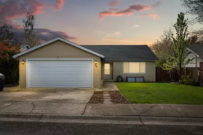 74 Eagle View Drive, Eagle Point, OR 97524 - Photo 1