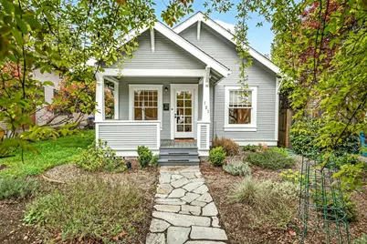 131 4th Street, Ashland, OR 97520 - Photo 1