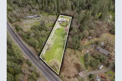 9600 W Evans Creek Road, Rogue River, OR 97537 - Photo 1