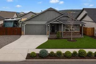 442 SE Pioneer Dr, Prineville, OR 97754 - Photo 1