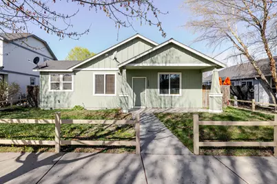 1263 NE 4th Street, Redmond, OR 97756 - Photo 1