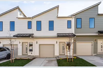 2028 Sunset Drive #7, Medford, OR 97501 - Photo 1