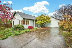 536 Parkside Dr, Ashland, OR 97520 - Photo 1