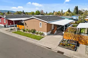 1570 S Peach St, Medford, OR 97501 - Photo 1
