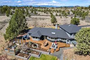 61280 Mountain Breezes Ct, Bend, OR 97702 - Photo 1