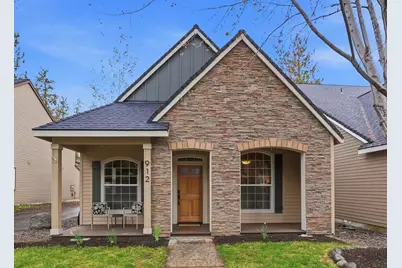 912 E Timber Pine Drive, Sisters, OR 97759 - Photo 1
