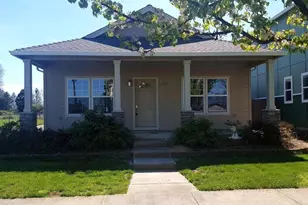 388 Brookhaven Dr, Central Point, OR 97502 - Photo 1