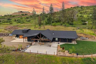 2220 Butte Falls Hwy, Eagle Point, OR 97524 - Photo 1