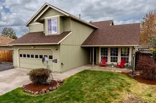 3128 NE Cromwell Ct, Bend, OR 97701 - Photo 1