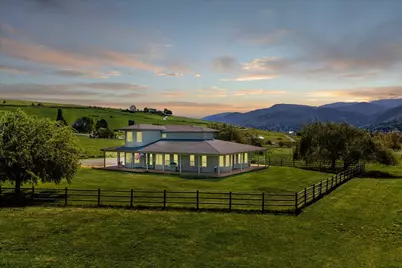 900 Butler Creek Road, Ashland, OR 97520 - Photo 1