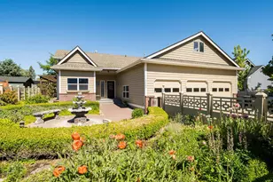 63463 Phoenix Way, Bend, OR 97701 - Photo 1