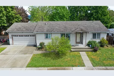 2885 Galaxy Way, Grants Pass, OR 97527 - Photo 1