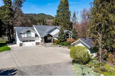 8550 Rogue River Highway, Grants Pass, OR 97527 - Photo 1