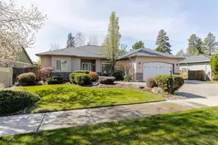 2241 SE Pilatus Ln, Bend, OR 97702 - Photo 1