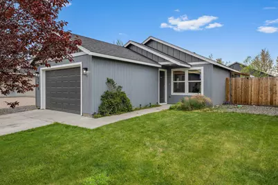 2470 NE 3rd Street, Redmond, OR 97756 - Photo 1