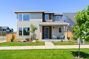 21134 NE Beall Dr, Bend, OR 97701 - Photo 1