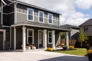 63220 NW Red Butte Ct, Bend, OR 97703 - Photo 1