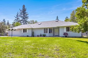 190 Spring Oak Way, Merlin, OR 97532 - Photo 1
