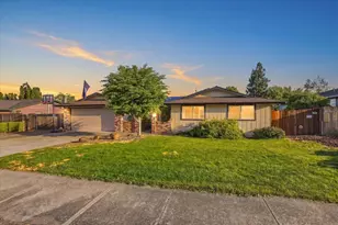 2573 Eaton Dr, Medford, OR 97504 - Photo 1