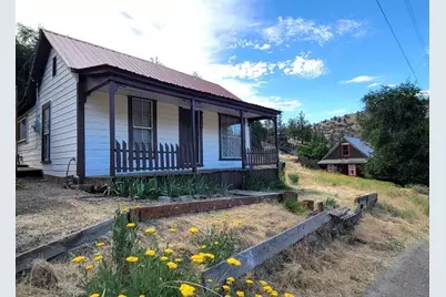 126 S Nelson Street, Mitchell, OR 97750 - Photo 1
