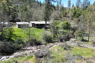 9445 E E Antelope Rd, Eagle Point, OR 97524 - Photo 1