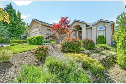 1284 Poppy Ridge Drive, Eagle Point, OR 97524 - Photo 1