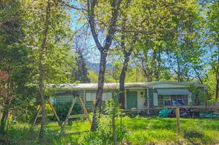 1003 Red Mountain Dr, Grants Pass, OR 97526 - Photo 1
