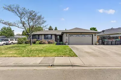 3090 Cheltenham Way, Medford, OR 97504 - Photo 1