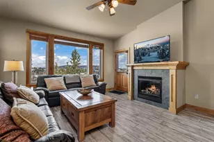 863 SW Blakely Rd, Bend, OR 97702 - Photo 1