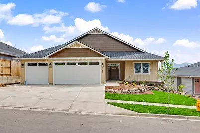 3352 Viewpoint Drive, Medford, OR 97504 - Photo 1