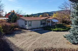 501 Buckhorn Ln, Shady Cove, OR 97539 - Photo 1