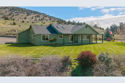 12445 Highway 140 E, Klamath Falls, OR 97603 - Photo 1