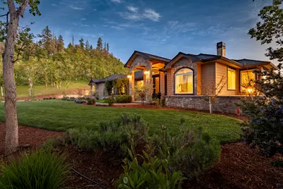 1884 S Obenchain Road, Eagle Point, OR 97524 - Photo 1
