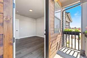20518 NE Empire Ave, Bend, OR 97701 - Photo 1