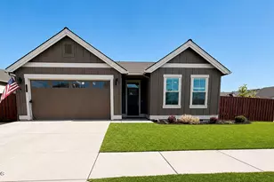 1056 NE Henry Dr, Prineville, OR 97754 - Photo 1
