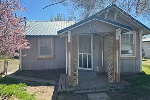 4238 Balsam Dr, Klamath Falls, OR 97601 - Photo 1