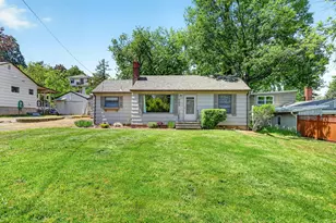755 Walker Ave, Ashland, OR 97520 - Photo 1