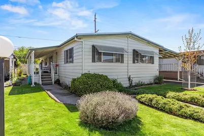3500 Summers Lane #UNIT 28, Klamath Falls, OR 97603 - Photo 1