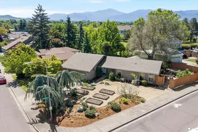 3034 Lazy Creek Drive, Medford, OR 97504 - Photo 1