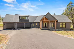 1168 Paper Birch Wy, Klamath Falls, OR 97601 - Photo 1