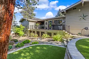 1411 Ponderosa Dr, Ashland, OR 97520 - Photo 1
