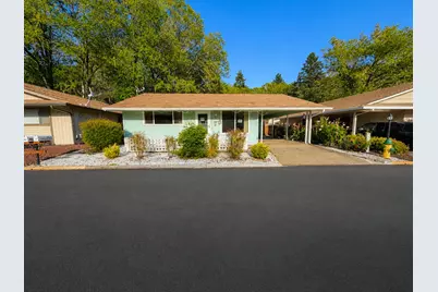 734 Brookside Circle, Rogue River, OR 97537 - Photo 1
