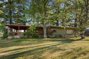 3520 Redwood Ave, Grants Pass, OR 97527 - Photo 1
