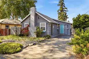 212 Ogara St, Medford, OR 97501 - Photo 1