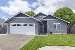 1340 George Tweed Blvd, Grants Pass, OR 97527 - Photo 1