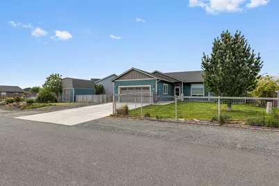 630 E A Street, Culver, OR 97734 - Photo 1