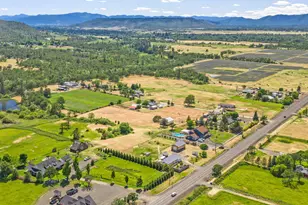 145 Hwy 234, Eagle Point, OR 97524 - Photo 1