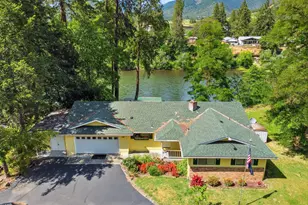 2700 Rogue River Hwy, Grants Pass, OR 97527 - Photo 1