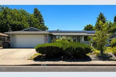 523 Golf View Drive, Medford, OR 97504 - Photo 1