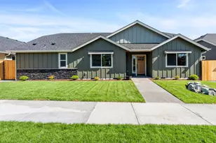 2812 SW Elmer Nelson Ln, Grants Pass, OR 97527 - Photo 1